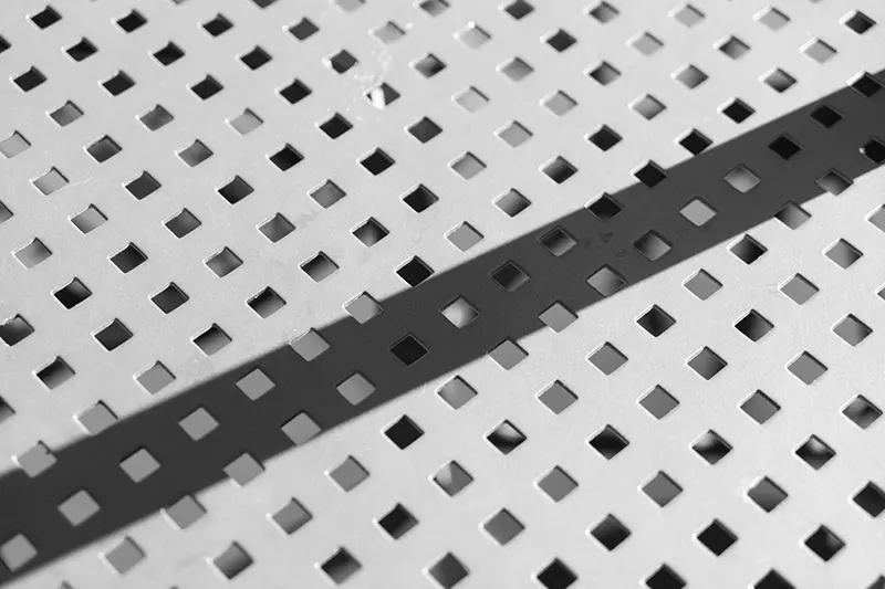 خدمات پانچ دستی