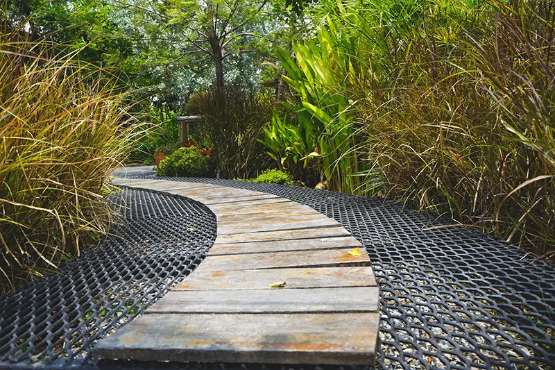 مشخصات و کاربرد ورق استرچ متال